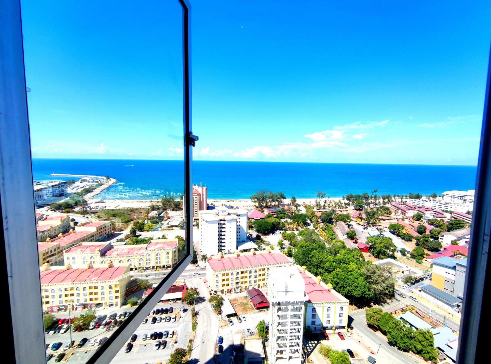 D'Luna Homestay Terengganu Sea View / Drawbrige View / Near Hsnz, Ktcc, Drawbrige Kuala Terengganu Bagian luar foto